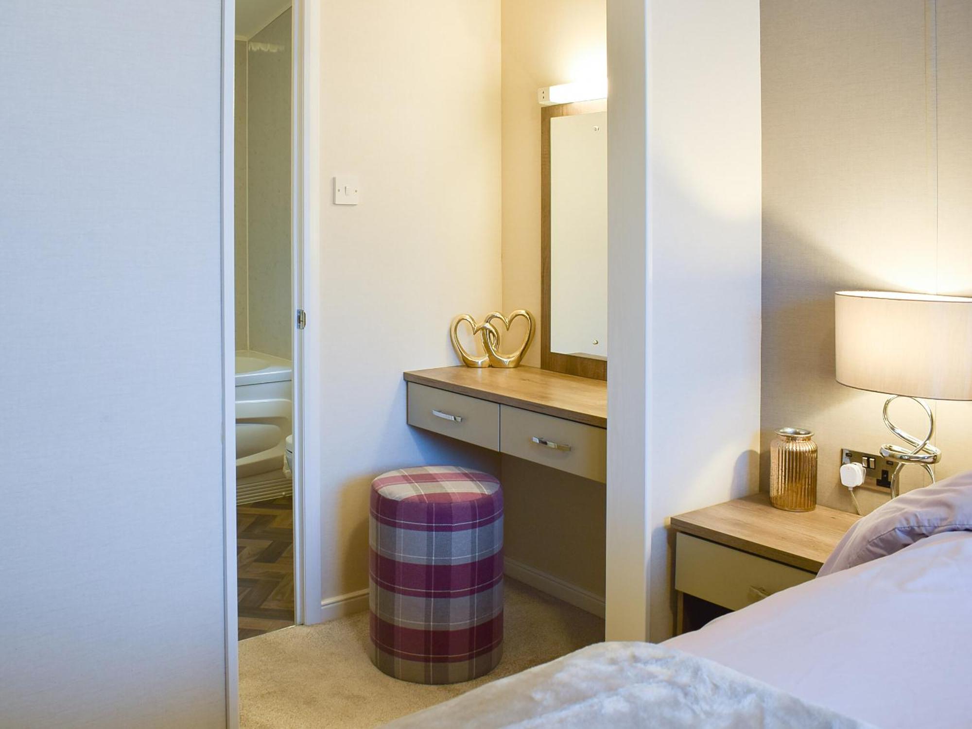 Riverside Lodge أوتشتيرادر المظهر الخارجي الصورة